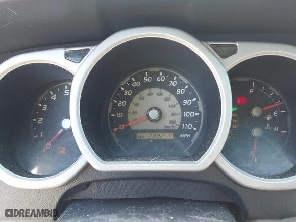2005 Toyota 4Runner SR5 with VIN JTEZU14R750047197, listed as a IAAI auction lot 42054506 with 280,259 mi miles. Bid and sale history available at carsss.com. Image 7.