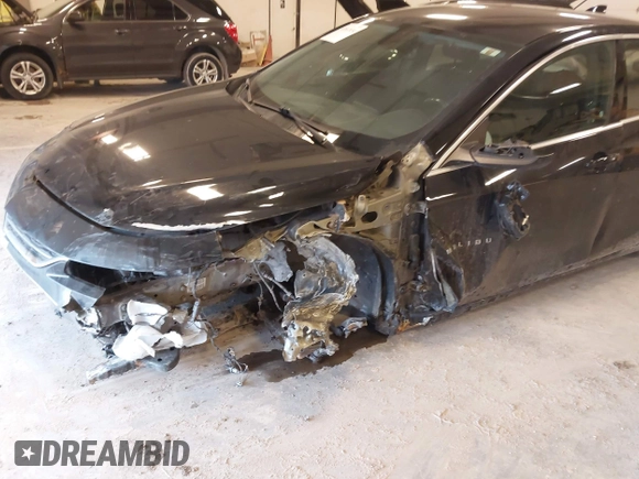 2018 Chevrolet Malibu LT with VIN 1G1ZD5ST4JF242300, listed as a IAAI auction lot 41812034 with 121,769 mi miles. Bid and sale history available at carsss.com. Image 6.