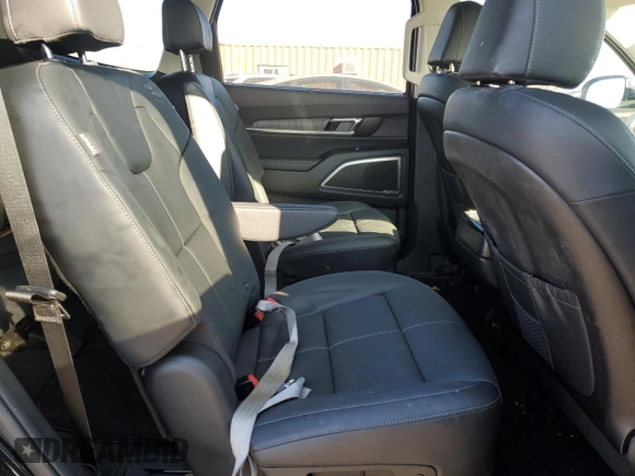 2024 Kia Telluride EX with VIN 5XYP3DGC2RG547470, listed as a Copart auction lot 42578195 with 7,193 mi miles and Salvage Title. Bid and sale history available at carsss.com. Image 11.