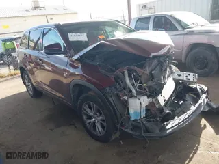 2015 Toyota Highlander LE with VIN 5TDBKRFH1FS147423, listed as a IAAI auction lot 41830801 with 1 mi miles. Bid and sale history available at carsss.com. Image 1.