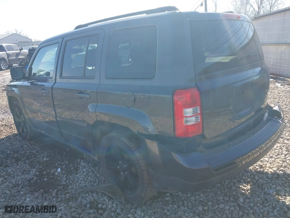 2014 Jeep Patriot Sport with VIN 1C4NJPBA0ED758437, listed as a IAAI auction lot 41532633 with 138,572 mi miles. Bid and sale history available at carsss.com. Image 3.