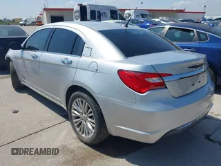 2011 Chrysler 200 Limited with VIN 1C3BC2FB4BN501133, listed as a IAAI auction lot 42056143 with 1 mi miles. Bid and sale history available at carsss.com. Image 3.