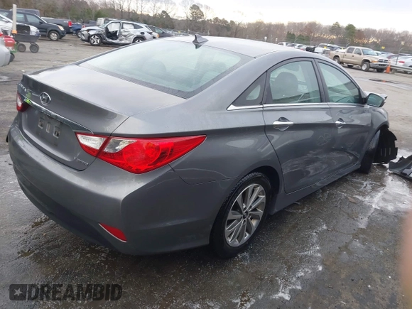 2014 Hyundai Sonata SE with VIN 5NPEC4AC5EH894598, listed as a IAAI auction lot 41242457 with 153,635 mi miles and . Bid and sale history available at DreamBid. Image 4.