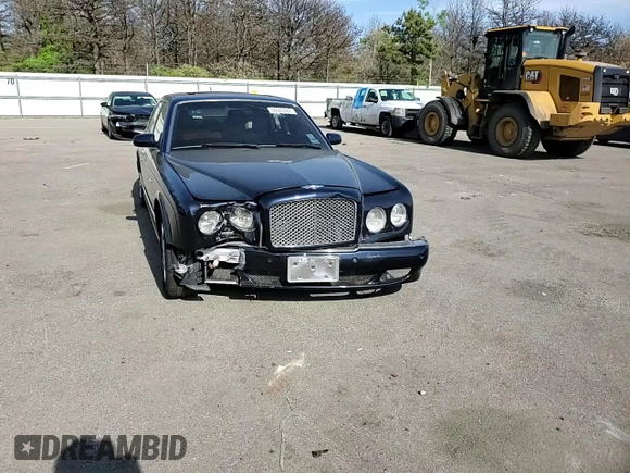 2005 Bentley Arnage R с VIN SCBLC37F15CX10517, выставлен на аукционе Copart как лот 54303364 с пробегом 116 865 миль миль и Списание • Salvage title. История ставок и продаж доступна на DreamBid. Изображение 10.