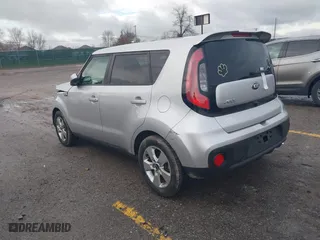 2017 Kia Soul with VIN KNDJN2A28H7429794, listed as a IAAI auction lot 41139087 with 114,309 mi miles. Bid and sale history available at carsss.com. Image 3.