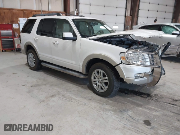 2010 Ford Explorer Eddie Bauer with VIN 1FMEU7EE3AUA06159, listed as a IAAI auction lot 42099321 with 132,149 mi miles. Bid and sale history available at carsss.com. Image 1.