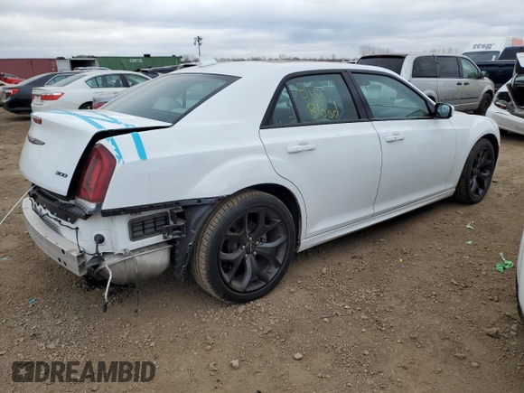 2022 Chrysler 300 Touring L with VIN 2C3CCADGXNH184954, listed as a Copart auction lot 84247384 with 27,297 mi miles and Salvage Title. Bid and sale history available at carsss.com. Image 3.