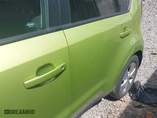 2016 Kia Soul with VIN KNDJN2A29G7820452, listed as a IAAI auction lot 42100654 with 71,090 mi miles. Bid and sale history available at carsss.com. Image 14.