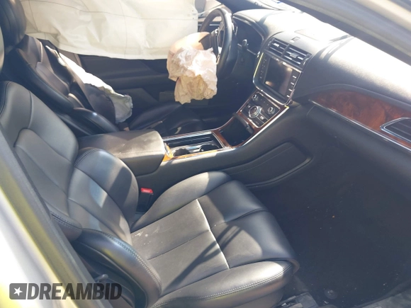 2018 Lincoln Continental Premiere z VIN 1LN6L9PK5J5603376, wystawiony jako IAAI lot #41880976 z przebiegiem Nie podano mil oraz . Historia ofert i sprzedaży dostępna na DreamBid. Obrazek 5.