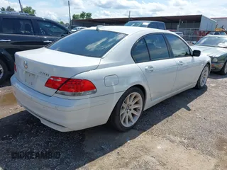 2006 BMW 7 Series 750i with VIN WBAHL83576DT03355, listed as a IAAI auction lot 42606906 with 186,494 mi miles and . Bid and sale history available at DreamBid. Image 4.