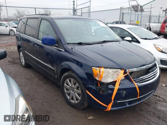 2013 Chrysler Town & Country Touring with VIN 2C4RC1BG9DR670205, listed as a IAAI auction lot 41683764 with 173,145 mi miles. Bid and sale history available at carsss.com. Image 1.