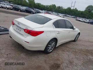 2017 Infiniti Q50 Premium z VIN JN1EV7AR5HM836200, wystawiony jako IAAI lot #42352743 z przebiegiem 127 105 mil mil oraz . Historia ofert i sprzedaży dostępna na DreamBid. Obrazek 4.