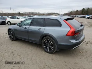 2018 Volvo V90 z VIN YV4102NK3J1018768, wystawiony jako Copart lot #84166884 z przebiegiem 86 811 mil mil oraz Szkoda całkowita • Salvage title. Historia ofert i sprzedaży dostępna na DreamBid. Obrazek 2.