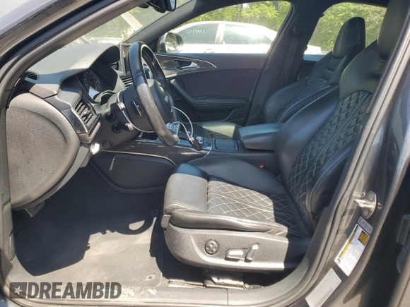 2017 Audi S6 Premium Plus z VIN WAUFFAFCXHN012281, wystawiony jako Copart lot #53571455 z przebiegiem 67 439 mil mil oraz Szkoda całkowita • Salvage title. Historia ofert i sprzedaży dostępna na DreamBid. Obrazek 7.