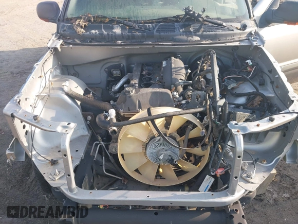 2002 GMC Envoy SLE z VIN 1GKDS13S122357410, wystawiony jako IAAI lot #42355556 z przebiegiem Nie podano mil oraz . Historia ofert i sprzedaży dostępna na DreamBid. Obrazek 10.