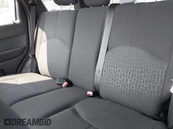 2008 Mercury Mariner с VIN 4M2CU81158KJ10995, выставлен на аукционе IAAI как лот 42561227 с пробегом Не указан миль и . История ставок и продаж доступна на DreamBid. Изображение 8.