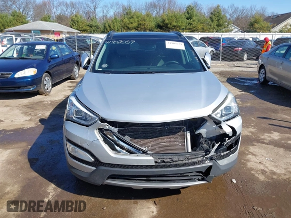 2014 Hyundai Santa Fe Sport with VIN 5XYZU3LB7EG136332, listed as a IAAI auction lot 41902059 with 200,140 mi miles. Bid and sale history available at carsss.com. Image 12.