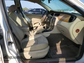 2005 Jaguar X-Type z VIN SAJWB52D55XE26531, wystawiony jako Copart lot #50909445 z przebiegiem 158 861 mil mil oraz Szkoda całkowita • Salvage title. Historia ofert i sprzedaży dostępna na DreamBid. Obrazek 7.