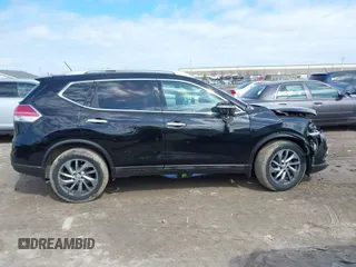 2015 Nissan Rogue SL with VIN 5N1AT2MV6FC787987, listed as a IAAI auction lot 41888650 with 140,600 mi miles. Bid and sale history available at carsss.com. Image 13.