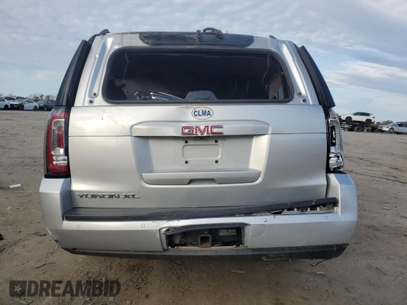 2016 GMC Yukon XL SLE z VIN 1GKS2FKC5GR352269, wystawiony jako Copart lot #45784935 z przebiegiem Nie podano mil oraz Szkody całkowita. Historia ofert i sprzedaży dostępna na DreamBid. Obrazek 6.