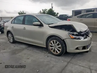 2011 Volkswagen Jetta SE with VIN 3VWDZ7AJ6BM366081, listed as a Copart auction lot 60572485 with 156,119 mi miles and Clean title. Bid and sale history available at DreamBid. Image 4.