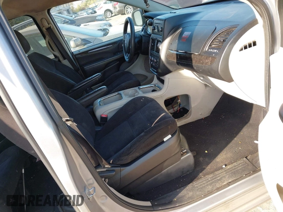 2014 Dodge Grand Caravan SXT z VIN 2C4RDGCG4ER262792, wystawiony jako IAAI lot #40460534 z przebiegiem 245 407 mil mil oraz . Historia ofert i sprzedaży dostępna na DreamBid. Obrazek 5.