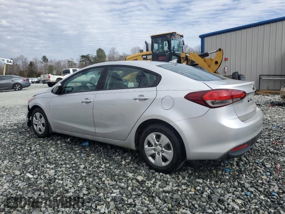 2017 Kia Forte LX with VIN 3KPFK4A73HE098516, listed as a Copart auction lot 46309555 with 162,702 mi miles and Clean Title. Bid and sale history available at carsss.com. Image 2.