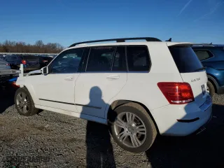 2015 Mercedes-Benz GLK-Class GLK 350 with VIN WDCGG8JB9FG430466, listed as a Copart auction lot 82857334 with 137,912 mi miles and Salvage Title. Bid and sale history available at carsss.com. Image 2.