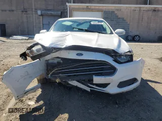 2013 Ford Fusion SE with VIN 3FA6P0H73DR346658, listed as a Copart auction lot 49583515 with 207,048 mi miles and Salvage Title. Bid and sale history available at carsss.com. Image 5.