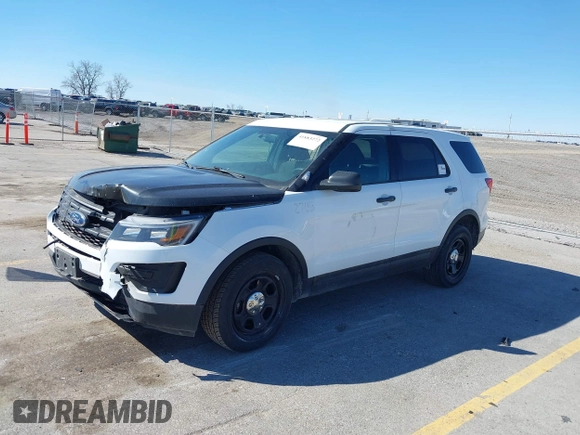 2019 Ford Police Interceptor Utility z VIN 1FM5K8ARXKGB28408, wystawiony jako IAAI lot #41883272 z przebiegiem 114 328 mil mil oraz . Historia ofert i sprzedaży dostępna na DreamBid. Obrazek 21.