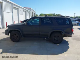 2000 Toyota 4Runner Limited with VIN JT3HN87RXY9037527, listed as a IAAI auction lot 41776991 with 297,158 mi miles. Bid and sale history available at carsss.com. Image 14.