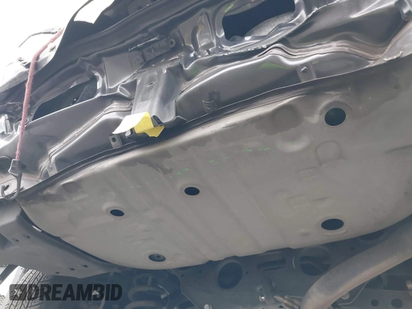 2017 Toyota RAV4 LE z VIN JTMZFREVXHJ107299, wystawiony jako IAAI lot #42422033 z przebiegiem 56 687 mil mil oraz . Historia ofert i sprzedaży dostępna na DreamBid. Obrazek 21.
