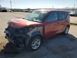 2021 Kia Soul S with VIN KNDJ23AU6M7777118, listed as a Copart auction lot 48014785 with 110,376 mi miles and Salvage Title. Bid and sale history available at carsss.com. Image 1.