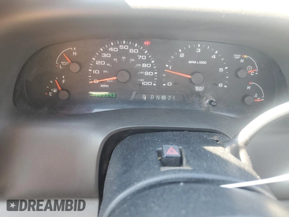 2003 Ford F-250 XL with VIN 1FTNF20L83EB38337, listed as a Copart auction lot 48288195 with 136,334 mi miles and Clean title. Bid and sale history available at DreamBid. Image 9.