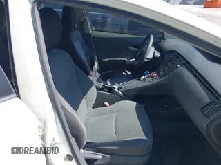 2011 Toyota Prius I with VIN JTDKN3DU6B5313021, listed as a IAAI auction lot 42078131 with 221,780 mi miles. Bid and sale history available at carsss.com. Image 5.