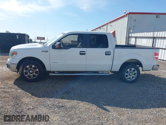 2014 Ford F-150 XL with VIN 1FTFW1CTXEFC12946, listed as a IAAI auction lot 41814929 with 230,328 mi miles. Bid and sale history available at carsss.com. Image 15.