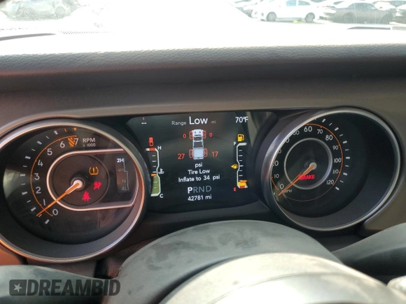 2021 Jeep Gladiator Sport z VIN 1C6HJTAG7ML507101, wystawiony jako Copart lot #54265865 z przebiegiem 42 781 mil mil oraz Szkoda całkowita • Salvage title. Historia ofert i sprzedaży dostępna na DreamBid. Obrazek 9.