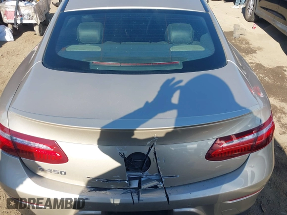 2019 Mercedes-Benz E with VIN WDD1J6HB9KF075831, listed as a IAAI auction lot 41284835 with Not Provided miles. Bid and sale history available at carsss.com. Image 16.