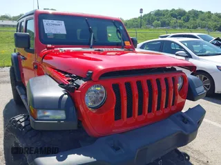 2018 Jeep Wrangler Unlimited Sport S z VIN 1C4HJXDGXJW168940, wystawiony jako IAAI lot #42200607 z przebiegiem 60 308 mil mil oraz . Historia ofert i sprzedaży dostępna na DreamBid. Obrazek 6.