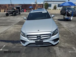 2020 Mercedes-Benz E 350 with VIN WDDZF8DB5LA710497, listed as a Copart auction lot 51329925 with 41,490 mi miles and Salvage Title. Bid and sale history available at DreamBid. Image 5.