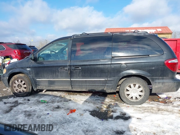 2004 Chrysler Town & Country Touring with VIN 2C4GP54L44R518281, listed as a IAAI auction lot 41397524 with 299,909 mi miles and . Bid and sale history available at DreamBid. Image 14.