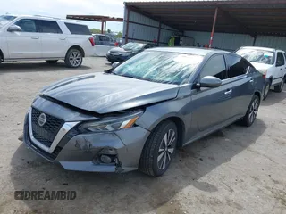 2019 Nissan Altima SL with VIN 1N4BL4EV1KC187977, listed as a IAAI auction lot 42001125 with 157,080 mi miles and . Bid and sale history available at DreamBid. Image 18.