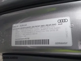 2019 Audi A7 Prestige with VIN WAUS2AF26KN096155, listed as a IAAI auction lot 42012957 with 28,576 mi miles. Bid and sale history available at carsss.com. Image 9.