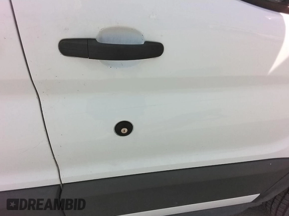 2018 Ford Transit с VIN 1FTYE1YM8JKB52177, выставлен на аукционе IAAI как лот 42621205 с пробегом 169 859 миль миль и . История ставок и продаж доступна на DreamBid. Изображение 9.