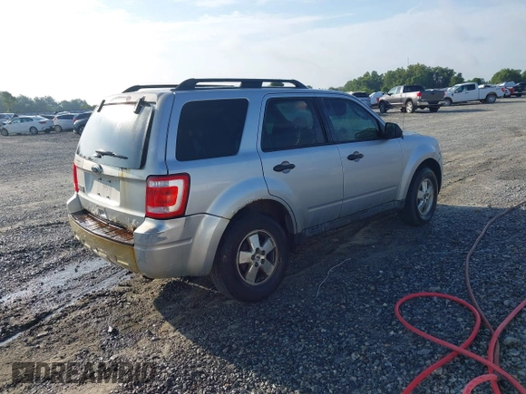 2011 Ford Escape XLT с VIN 1FMCU9D72BKC01477, выставлен на аукционе IAAI как лот 42702010 с пробегом 225 814 миль миль и . История ставок и продаж доступна на DreamBid. Изображение 4.