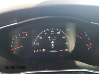 2014 Kia Cadenza Premium with VIN KNALN4D7XE5152520, listed as a Copart auction lot 47031785 with 142,386 mi miles and Salvage Title. Bid and sale history available at carsss.com. Image 9.