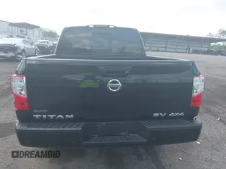 2021 Nissan Titan SV с VIN 1N6AA1EC9MN529320, выставлен на аукционе IAAI как лот 42462476 с пробегом 85 967 миль миль и . История ставок и продаж доступна на DreamBid. Изображение 16.