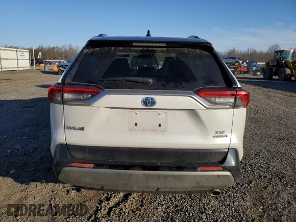 2024 Toyota RAV4 Hybrid XSE with VIN JTME6RFV2RD561964, listed as a Copart auction lot 48209465 with 47,028 mi miles and Salvage Title. Bid and sale history available at carsss.com. Image 6.
