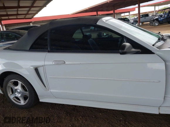2004 Ford Mustang Deluxe with VIN 1FAFP446X4F133790, listed as a IAAI auction lot 41950759 with 133,734 mi miles. Bid and sale history available at carsss.com. Image 14.