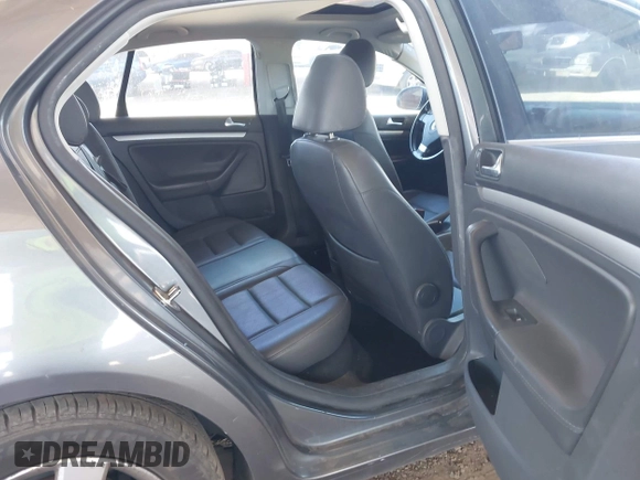 2009 Volkswagen Jetta SE с VIN 3VWRM71K19M055407, выставлен на аукционе IAAI как лот 42308740 с пробегом 201 630 миль миль и . История ставок и продаж доступна на DreamBid. Изображение 8.